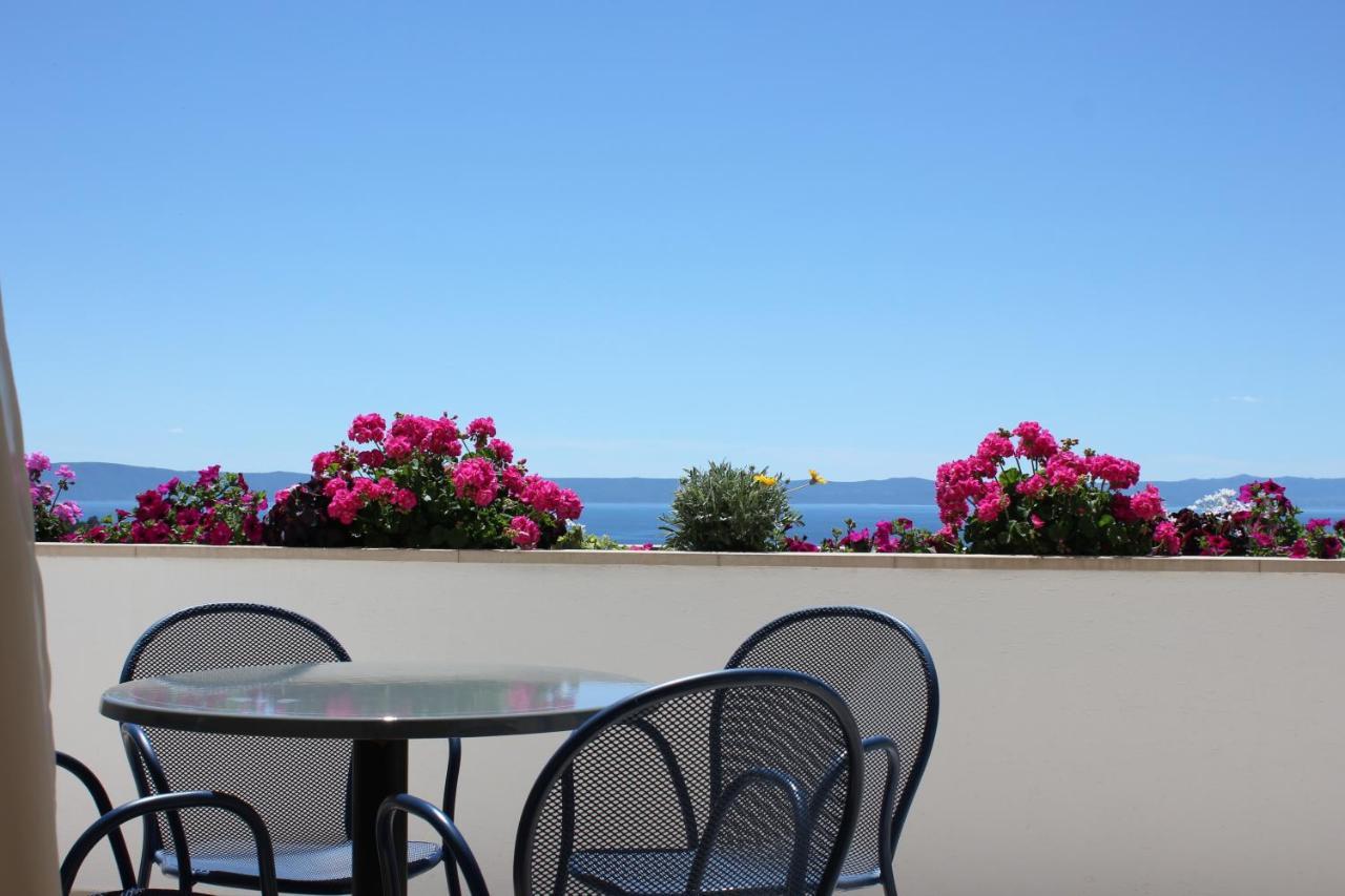 Ruza Appartement Makarska